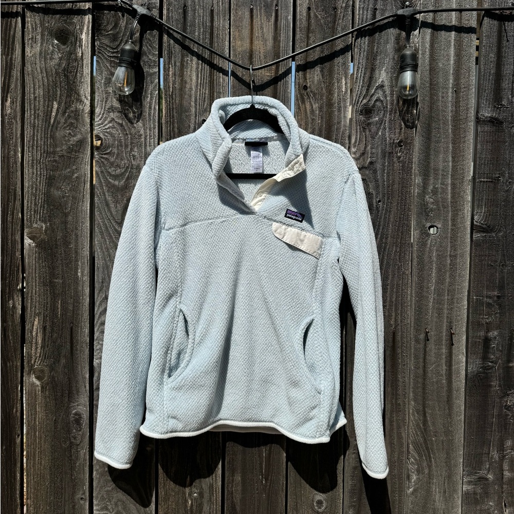 Patagonia LE Baby Blue with White Breast Pocket Re-Tool Snap Pullover medium